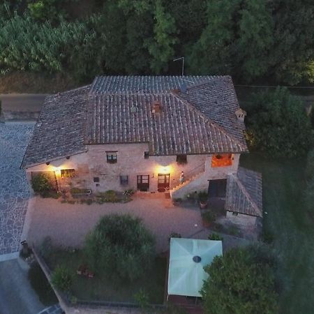 Podere Il Pero Сиена Екстериор снимка