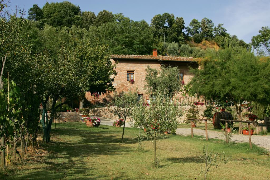 Podere Il Pero Сиена Екстериор снимка