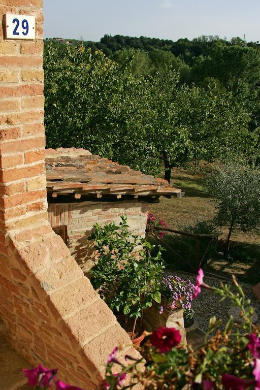 Podere Il Pero Сиена Екстериор снимка